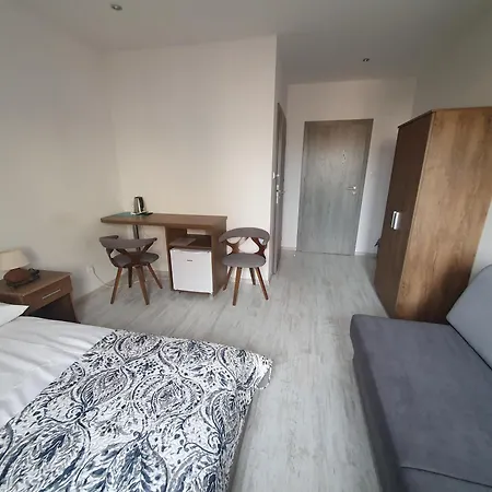 House بيت ضيافة *